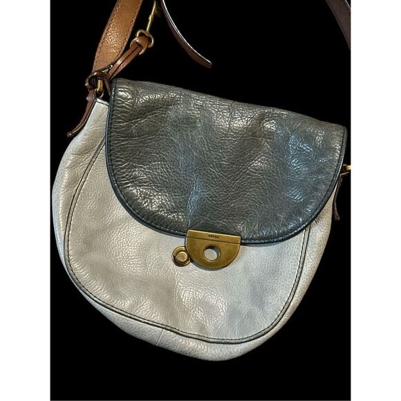 Authentic Fossil Pebbled Leather EMI Leather Saddle Bag Brown Multi - Picture 4 of 13